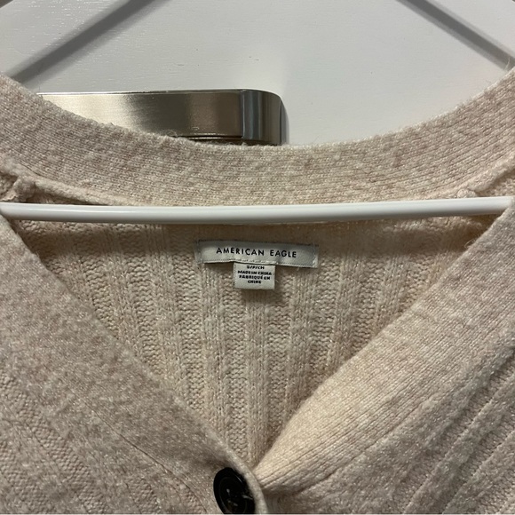 American Eagle Cream Cardigan Sweater - Picture 4 of 4